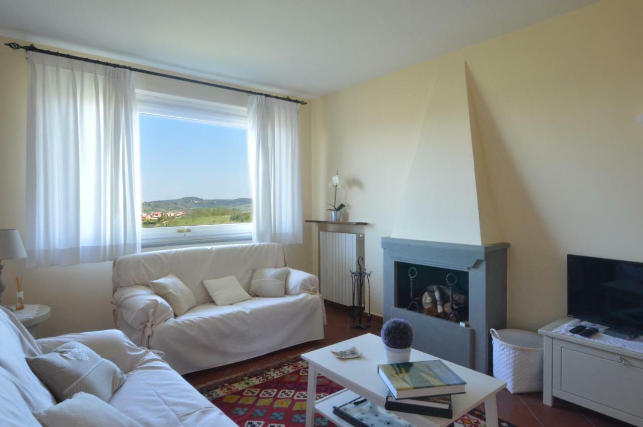 Apartamento La Casa Di Chloe Poggibonsi Exterior foto